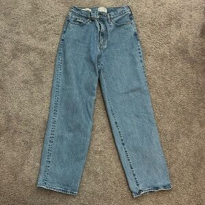 Universal Thread Vintage Straight Jean